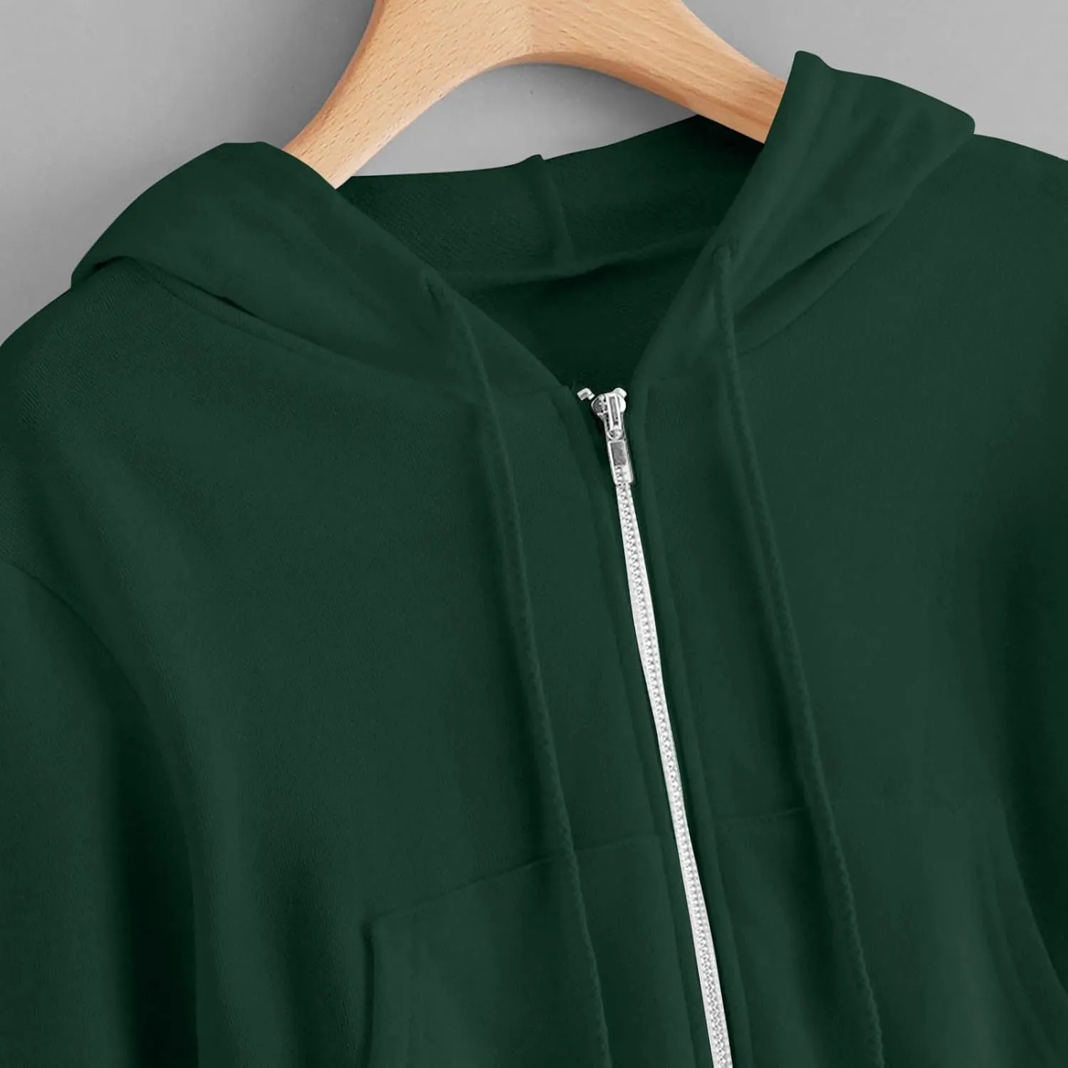 Women Zip Up Hoodies Fall Fashion Cropped Long Sleeve Sweatshirts Jacket Trendy Crop Tops Cute Hoodies for Teen Girls